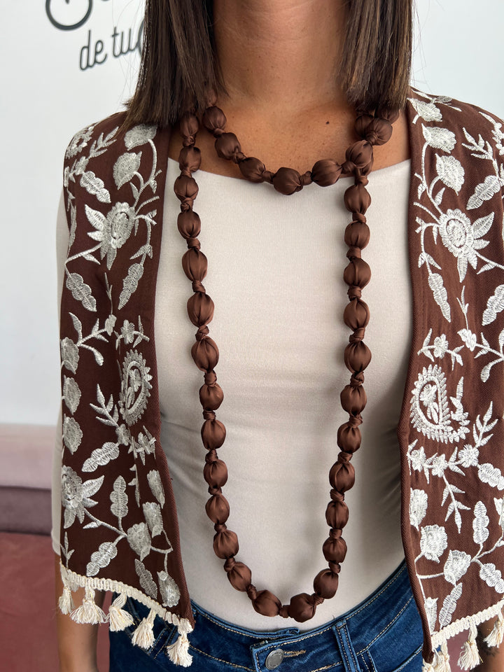 Collar Pilu marrón