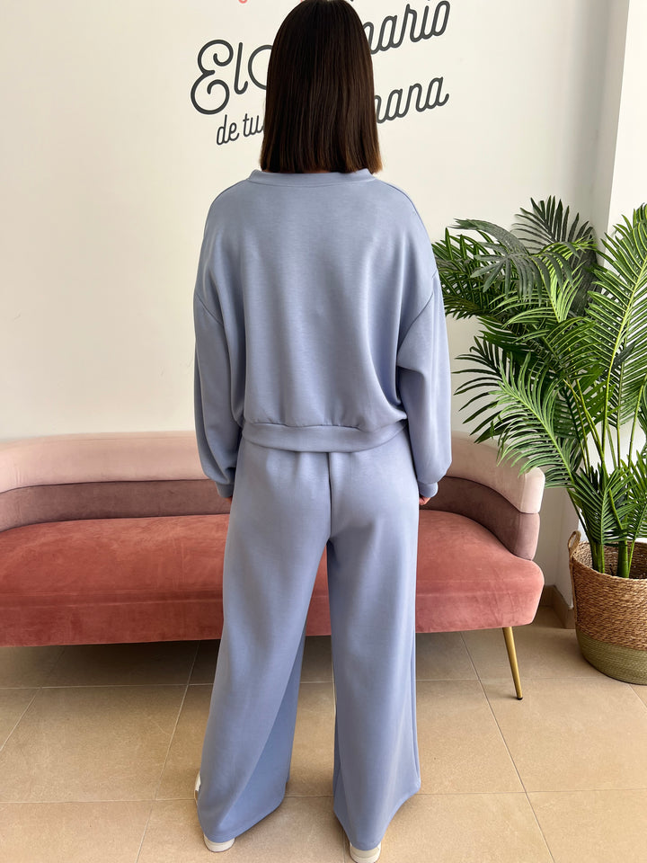 Conjunto Invisible celeste
