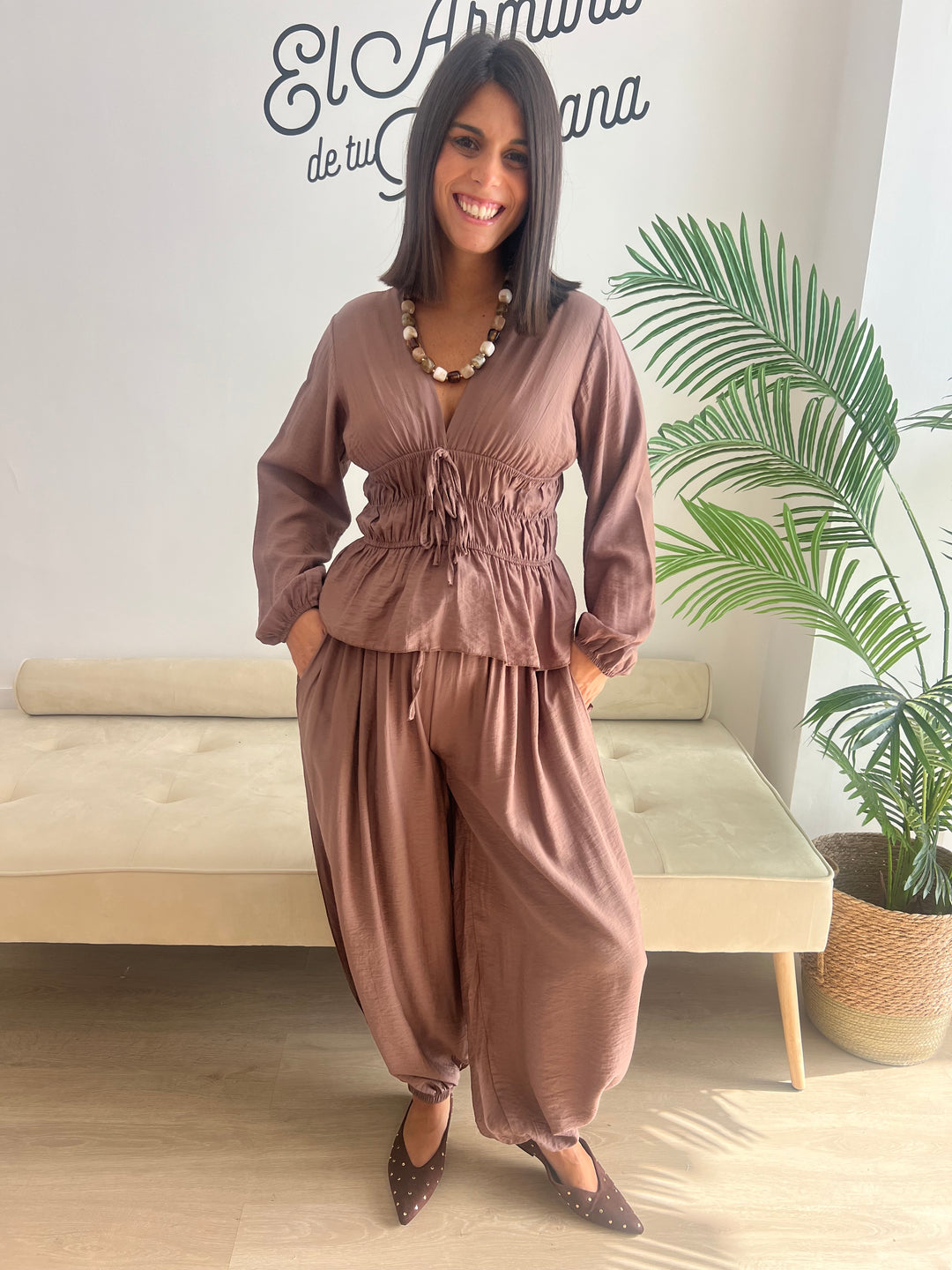 Pantalón Malú caqui