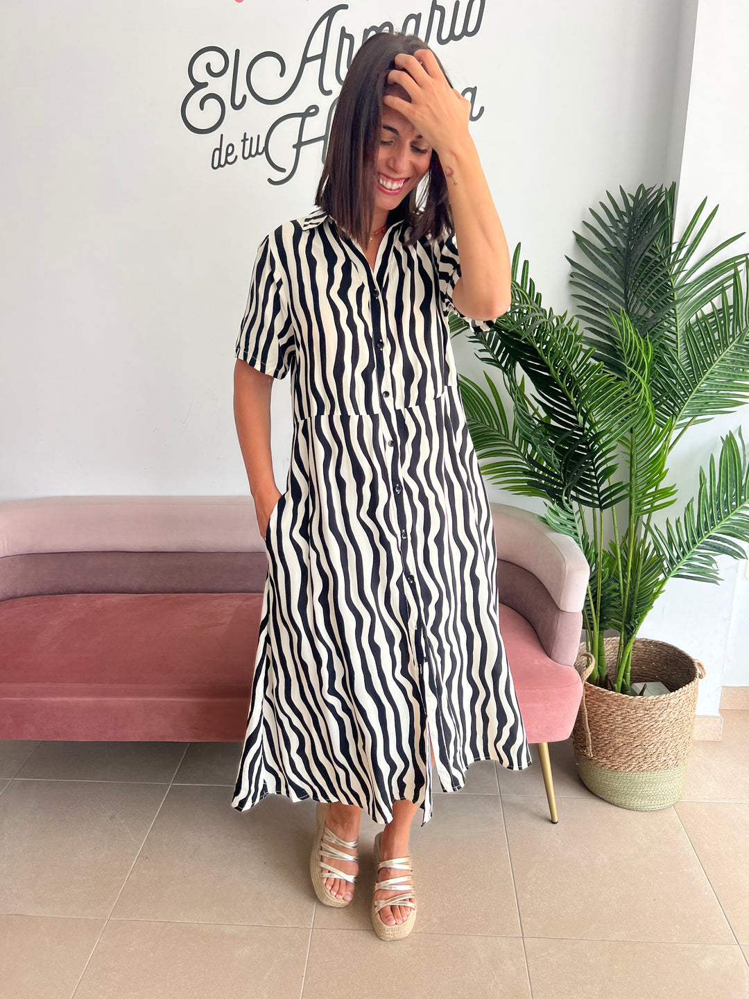 Vestido Puri beige bolsillos
