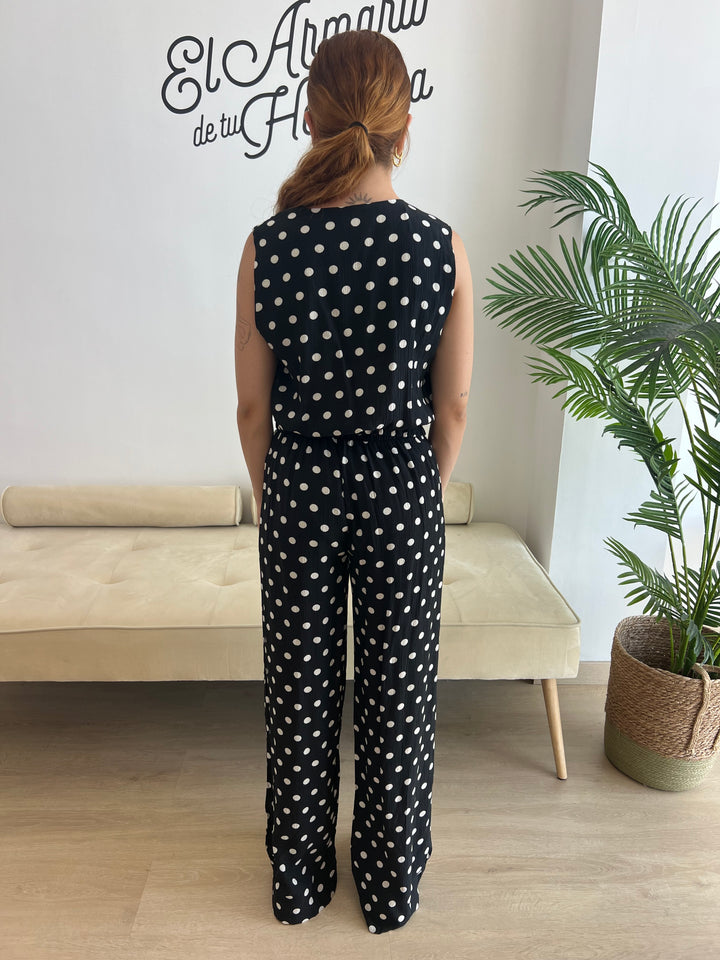 Conjunto Nazaret negro y blanco
