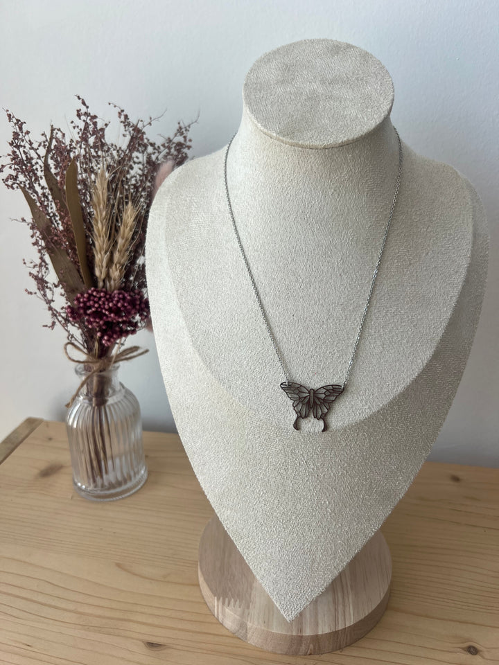 Collar Mariposa (acero)