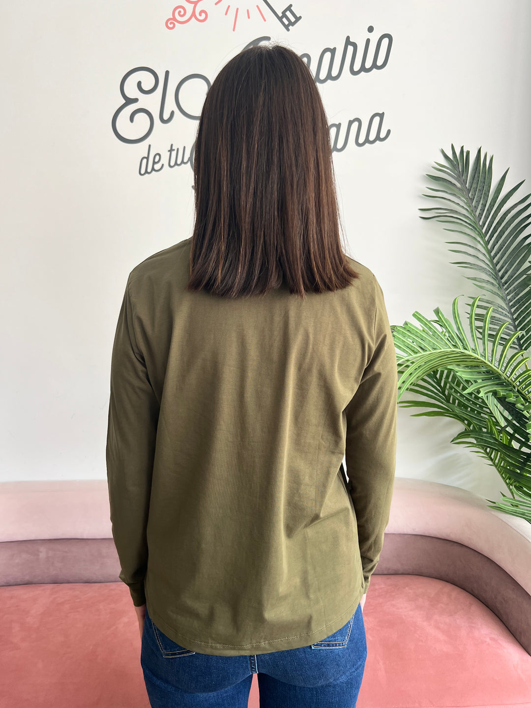 Camiseta Loli verde militar