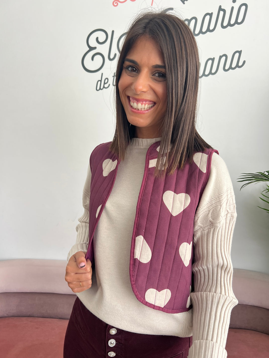 Chaleco Corazones berenjena