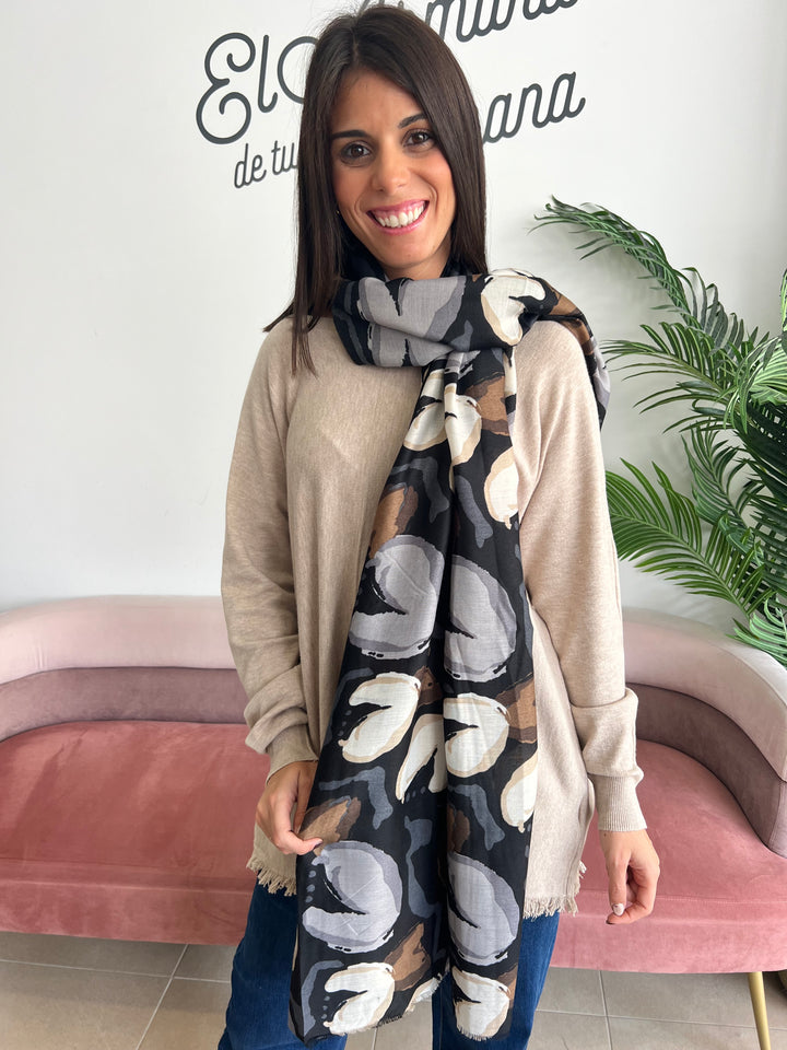 Pañuelo corazones negro