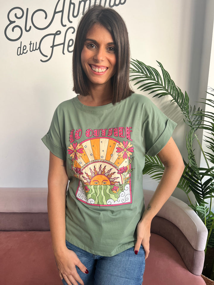 Camiseta Outside verde militar