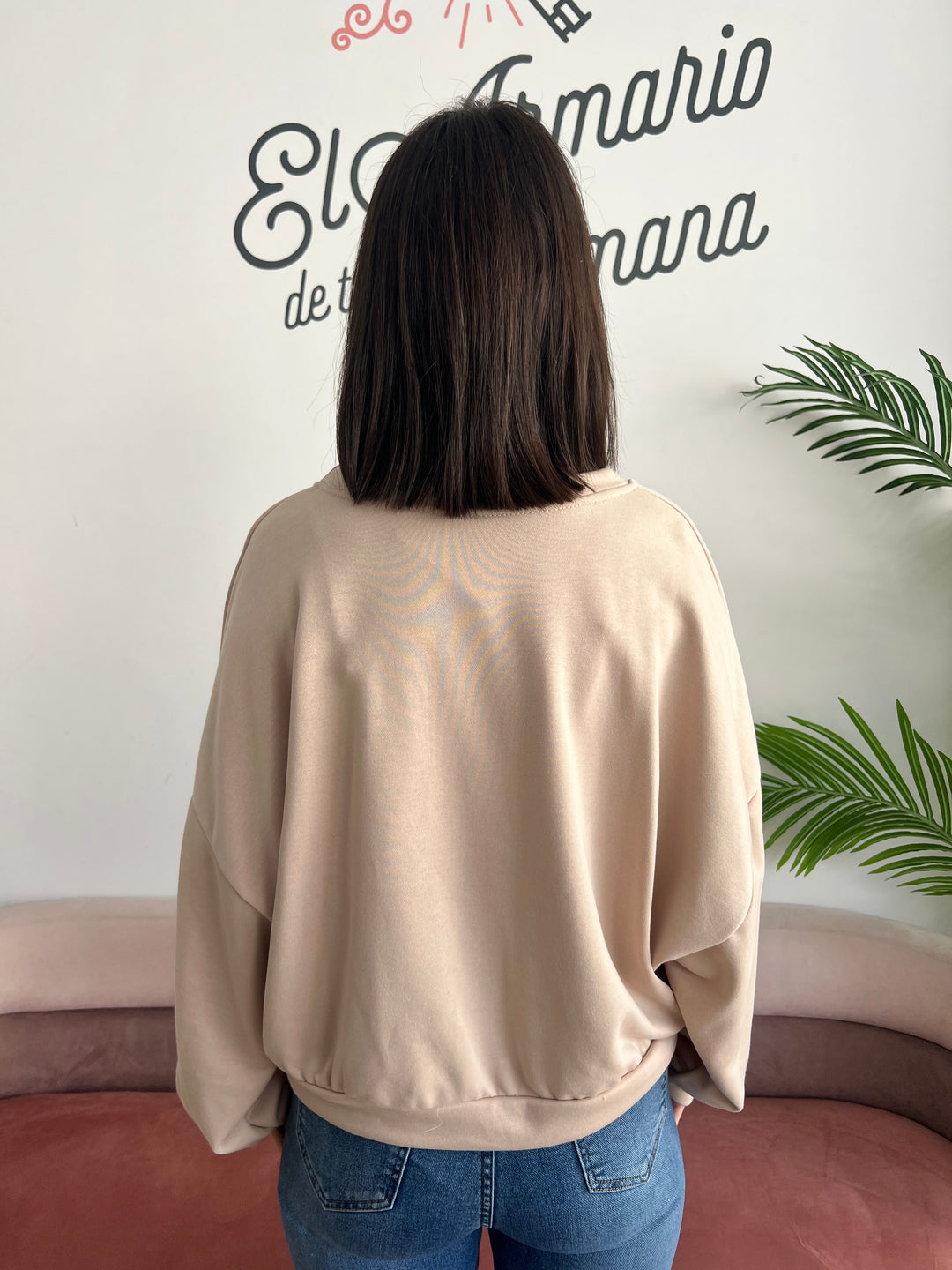 Sudadera Flores relieve beige