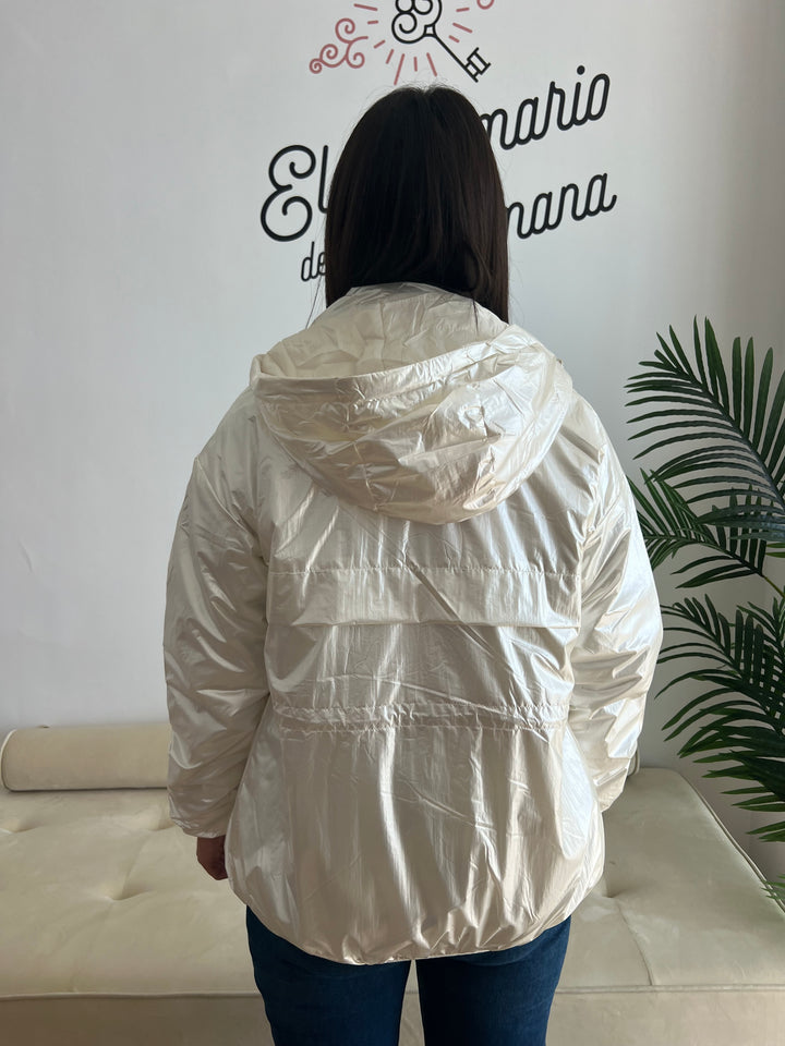 Abrigo Lucía perla