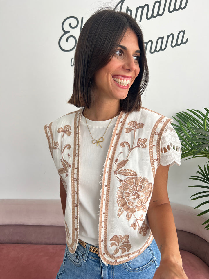 Chaleco Estela camel