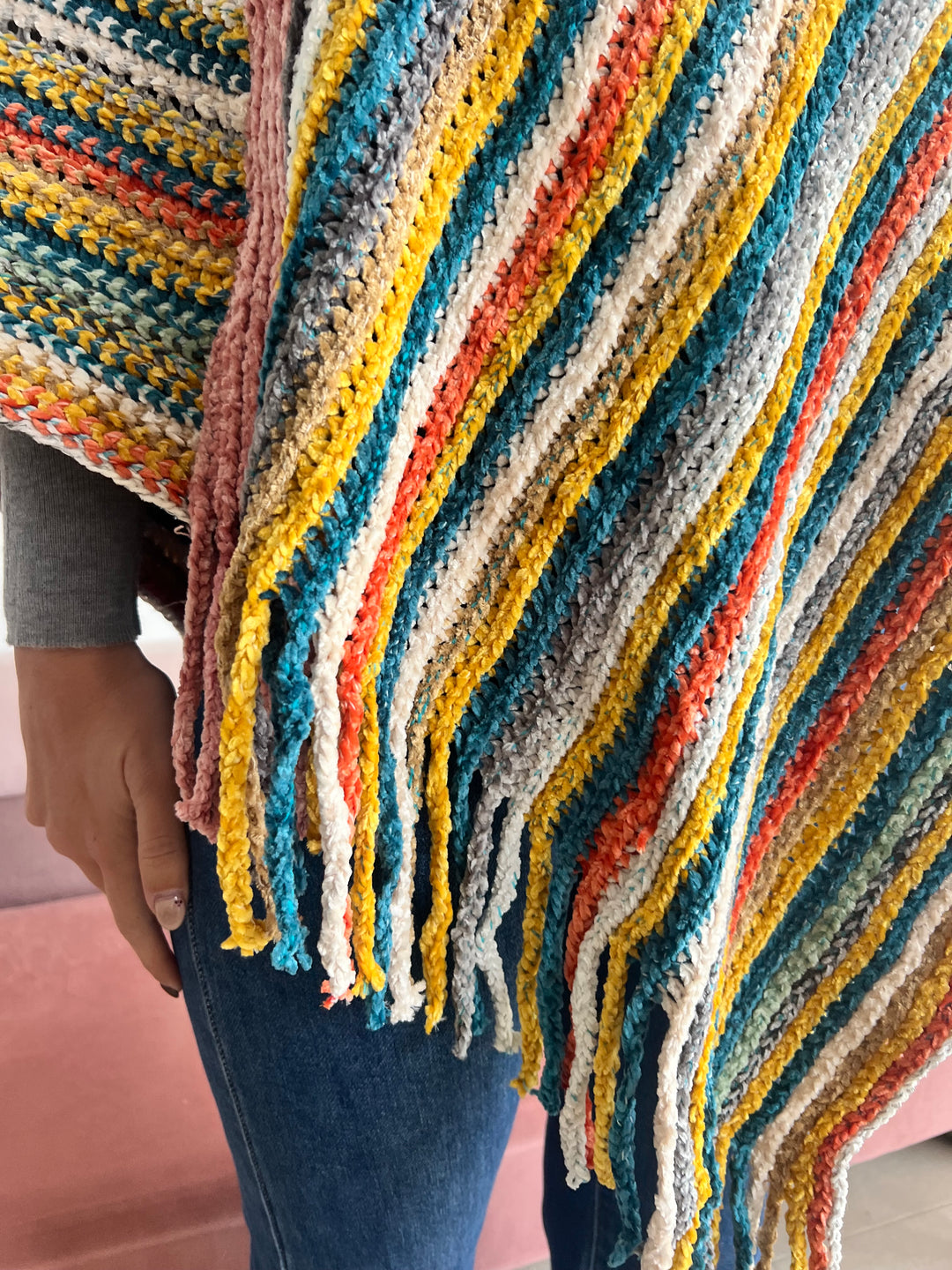 Poncho Ruth Rosa Pato