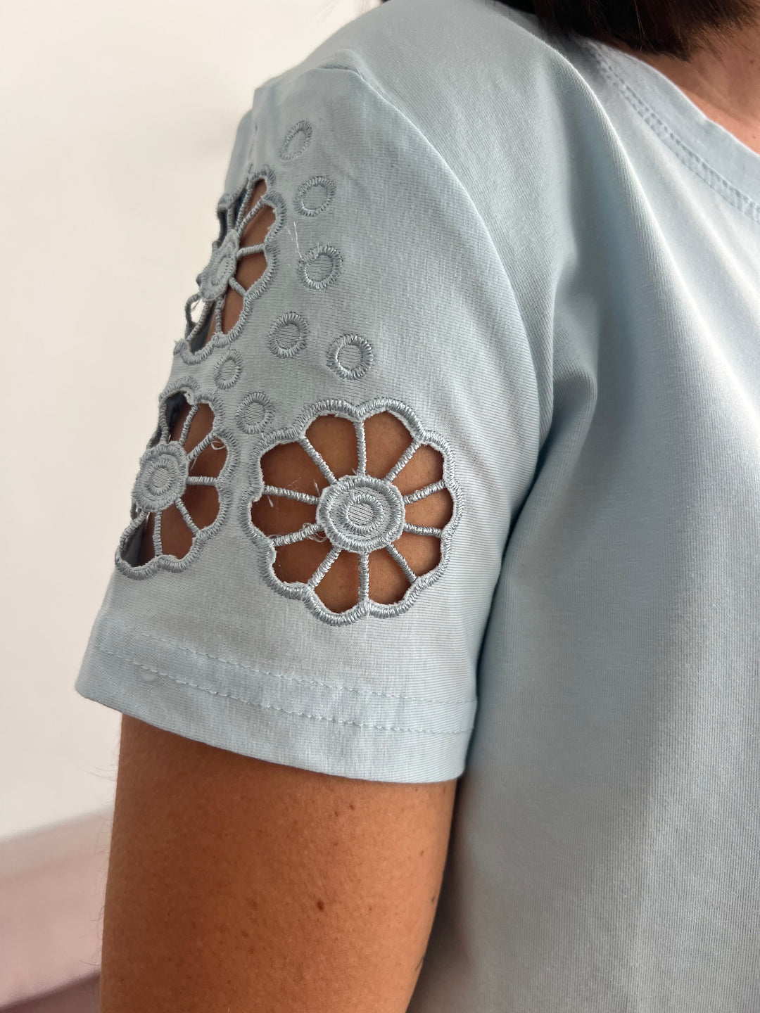 Camiseta Laura celeste