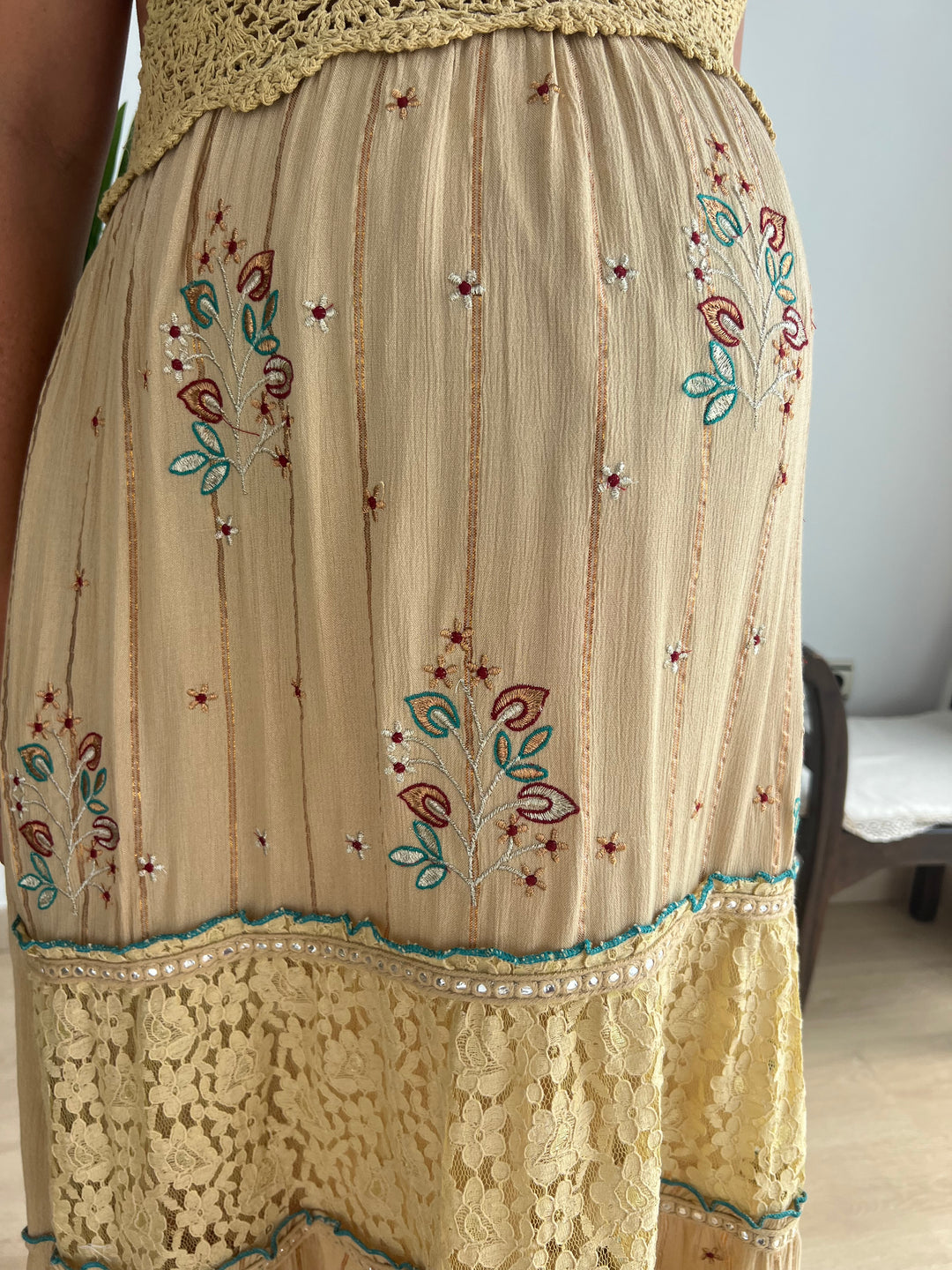 Vestido Paradise beige oscuro