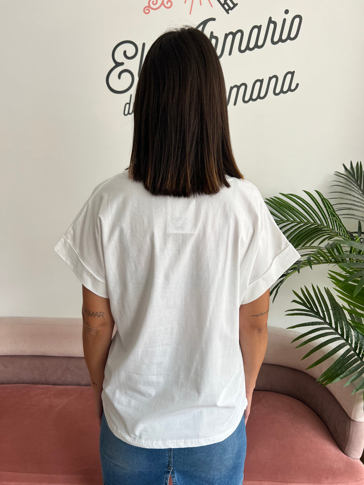 Camiseta 1983 dorado