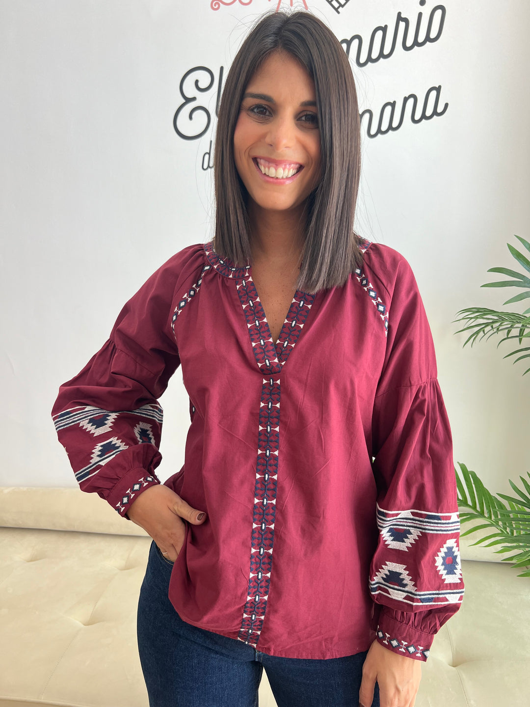 Blusa Nayala burdeos