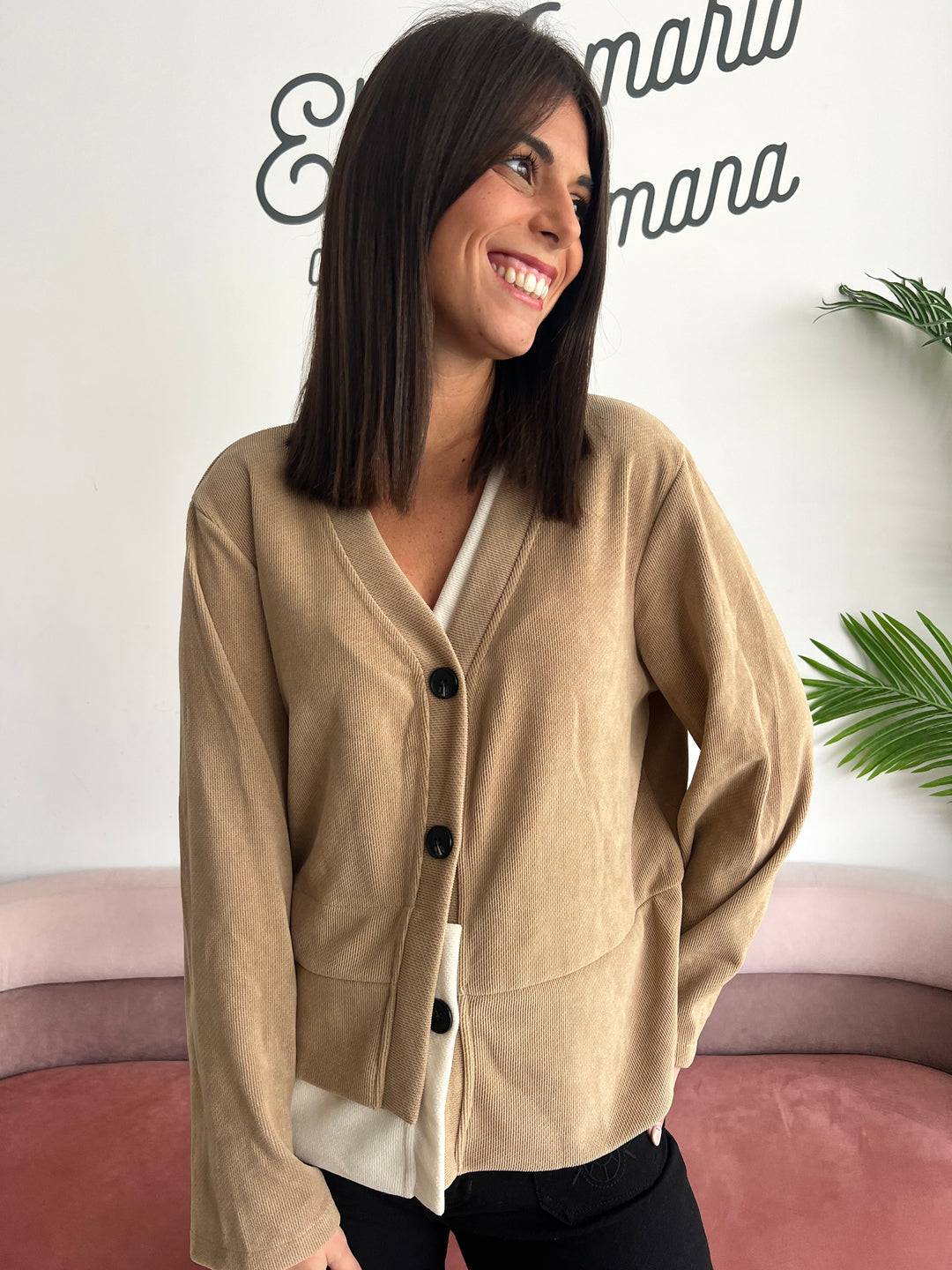 Chaqueta Noemí beige oscuro