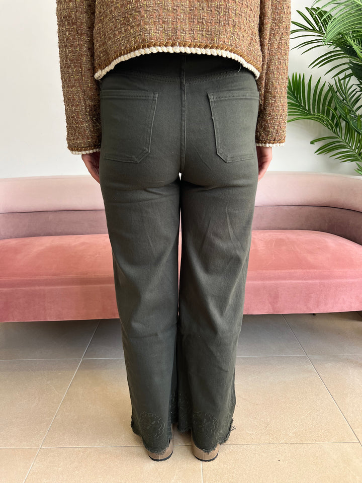 Pantalón Yurena verde oscuro
