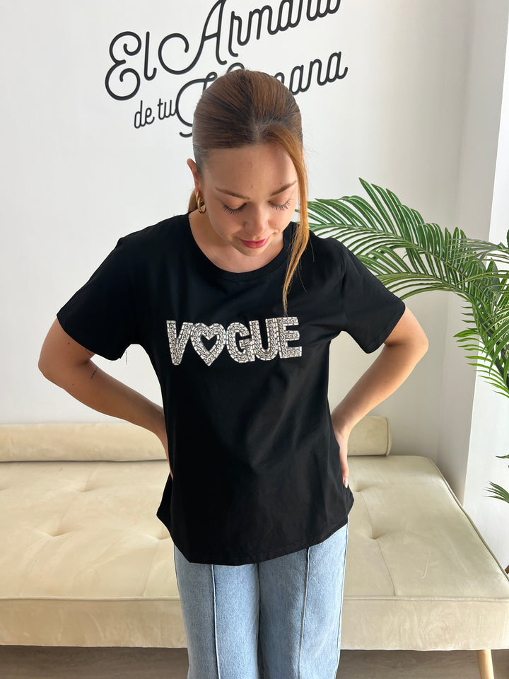 Camiseta Vogue negro