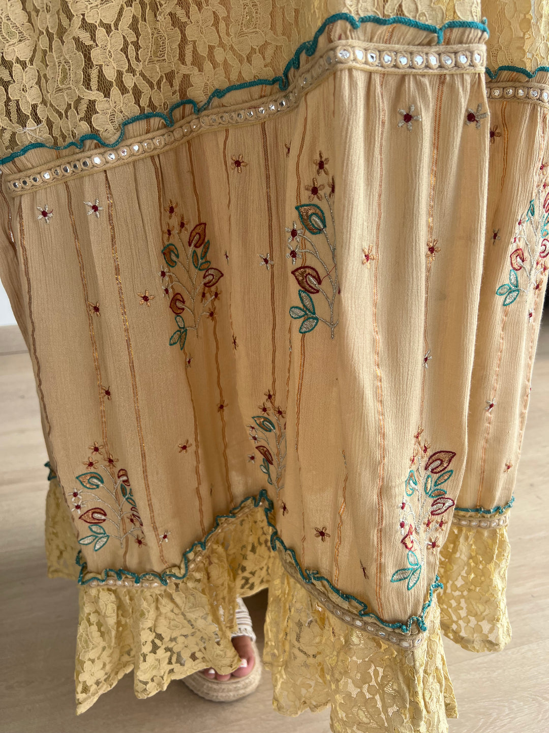Vestido Paradise beige oscuro