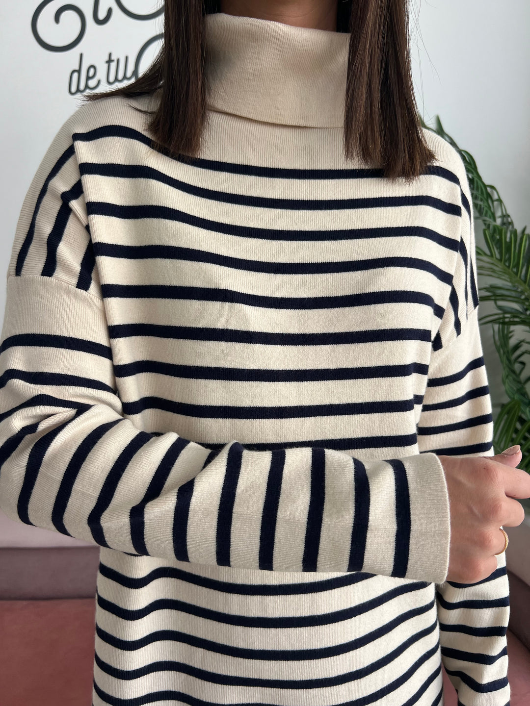 Vestido Maite beige y azul marino