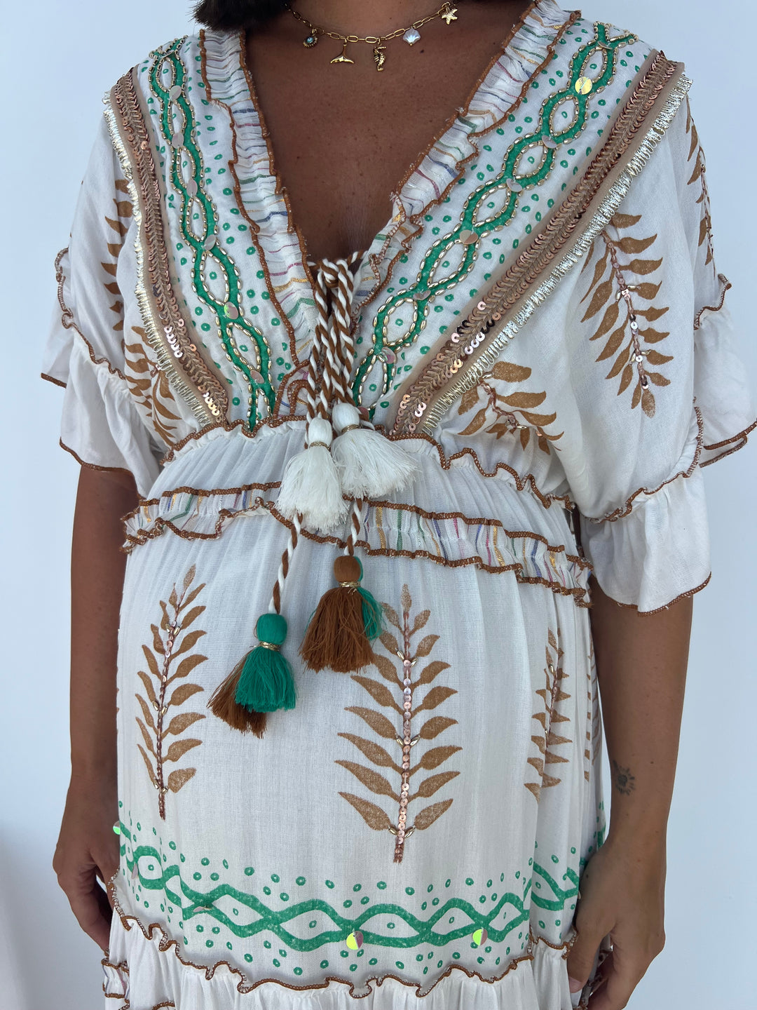 Vestido Mahira marrón y verde oscuro