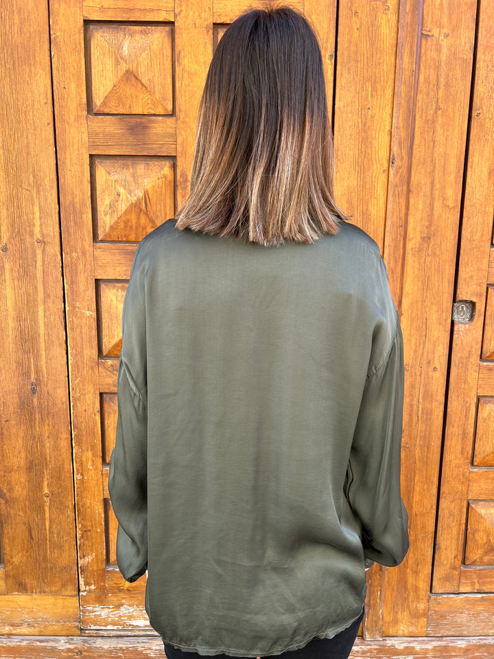 Camisa Vanesa verde militar