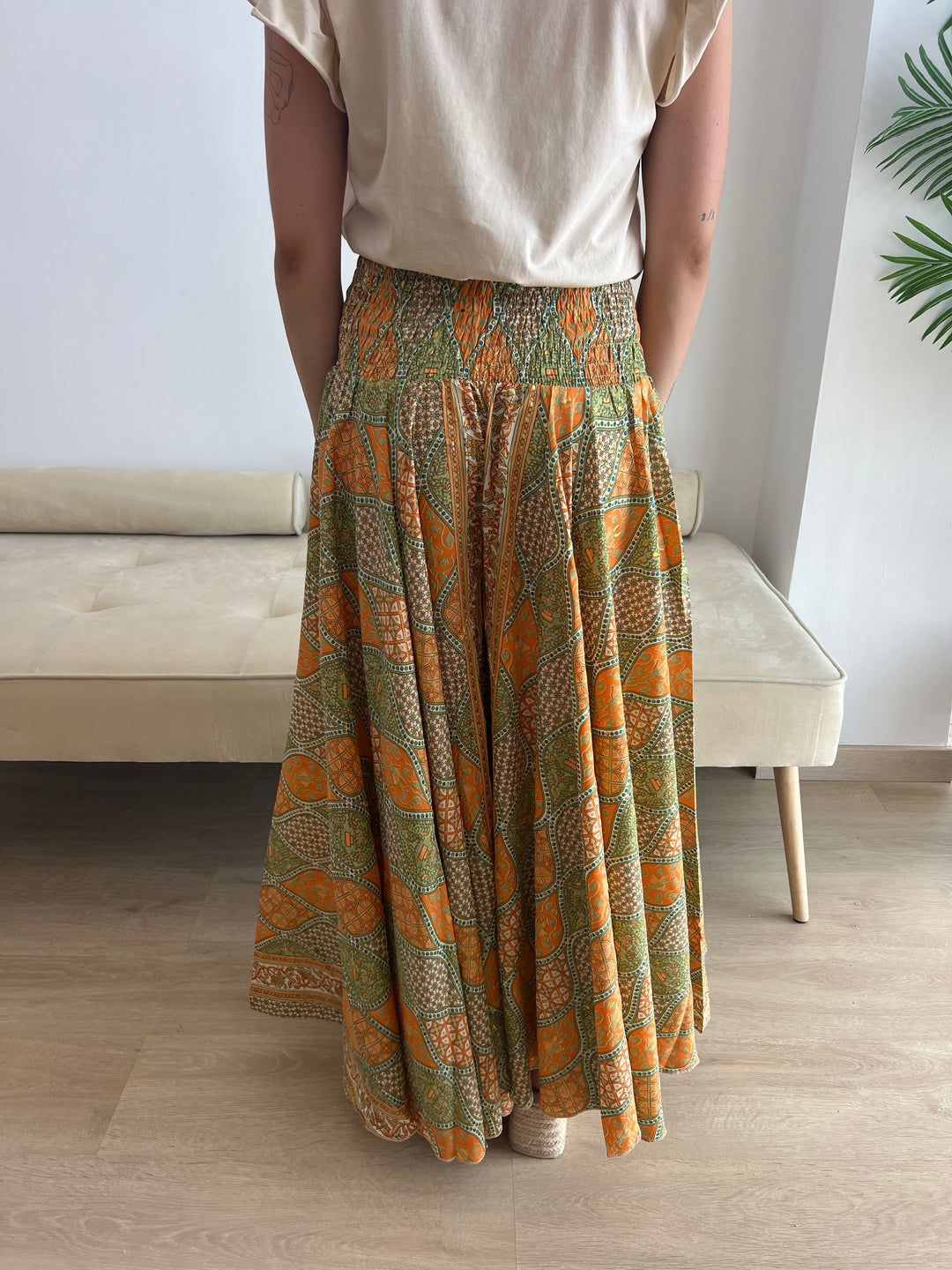 Pantalón India verde y naranja