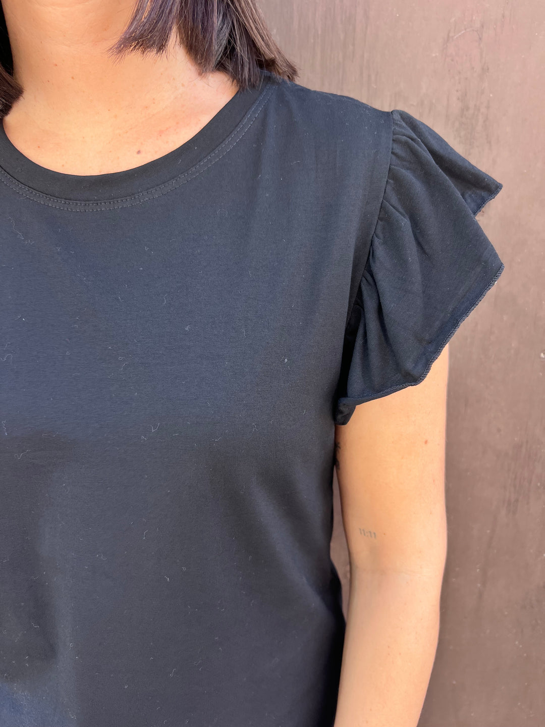 Camiseta Volante negro