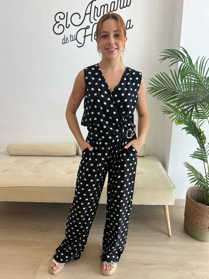 Conjunto Nazaret negro y blanco