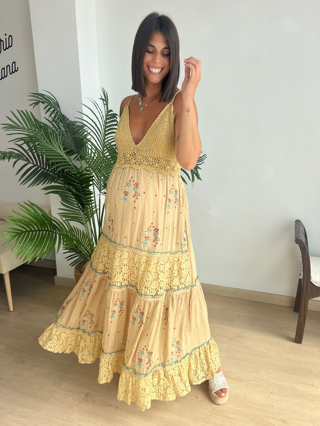 Vestido Paradise beige oscuro