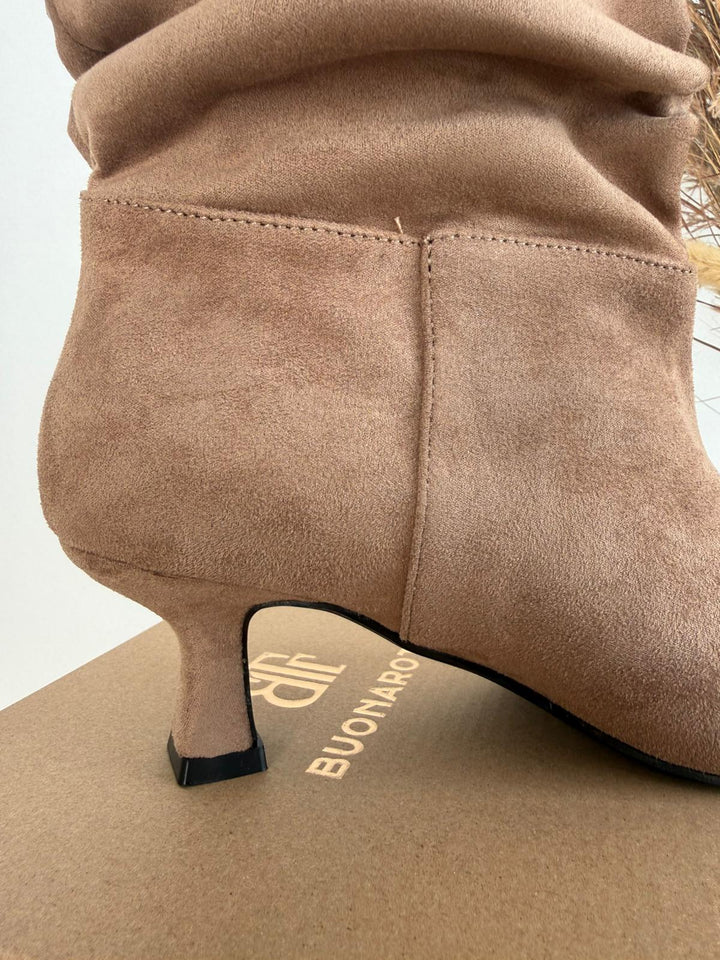 Botas Mara caqui