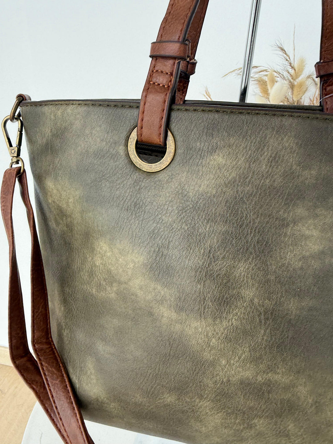 Bolso Praga verde militar