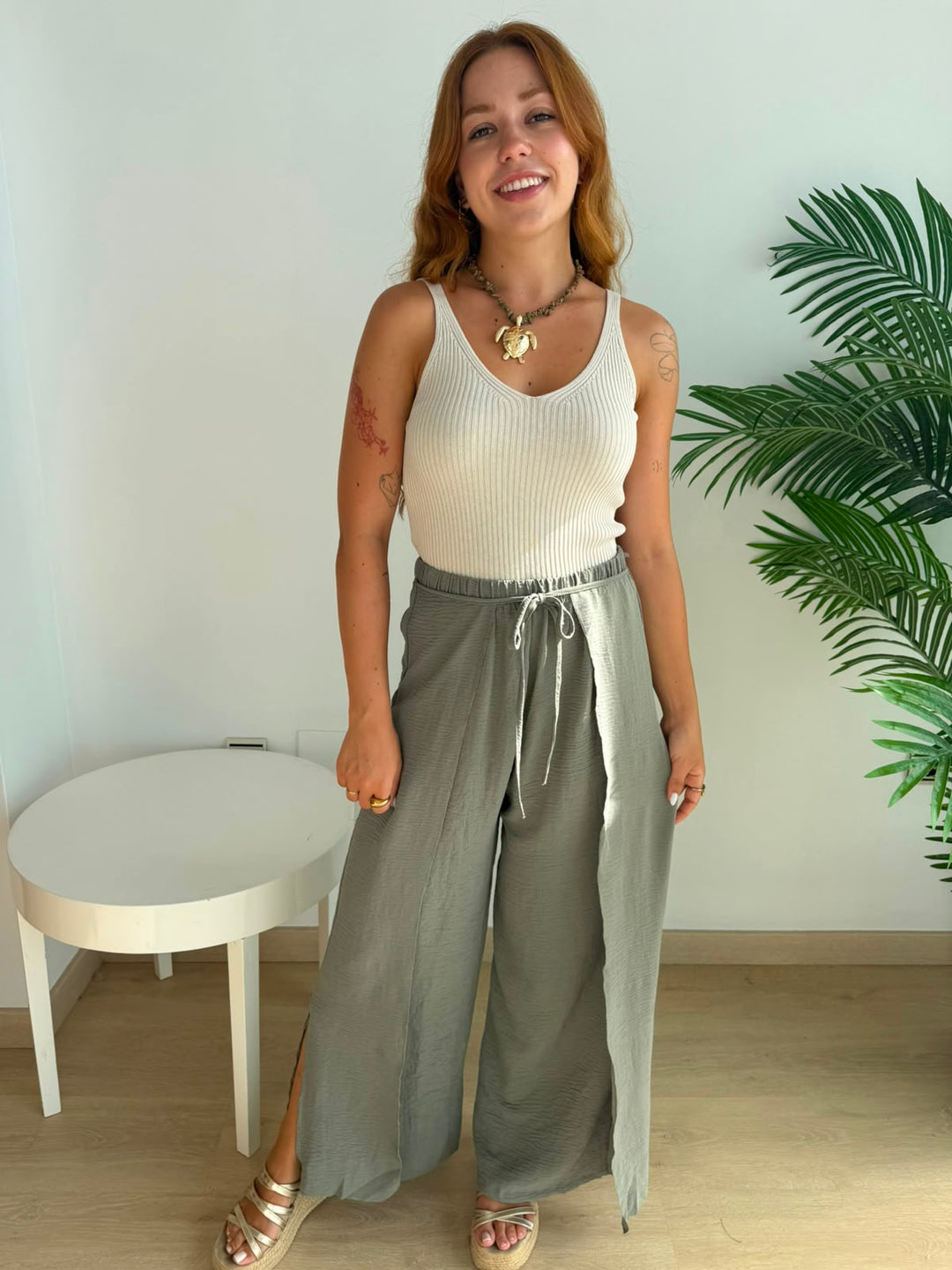 Pantalón Laila verde militar